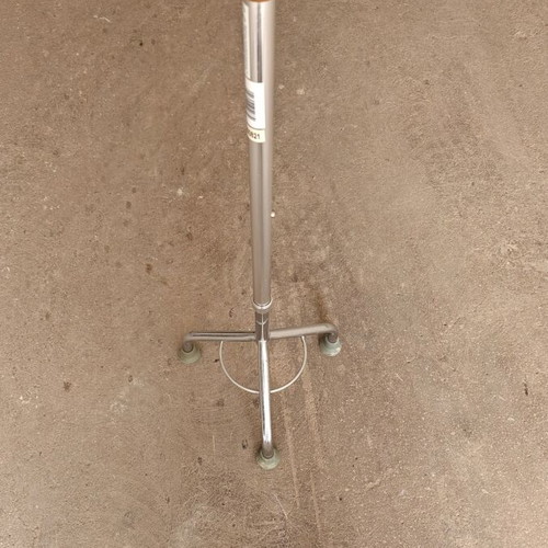 Tripod Cane adjustable height, new