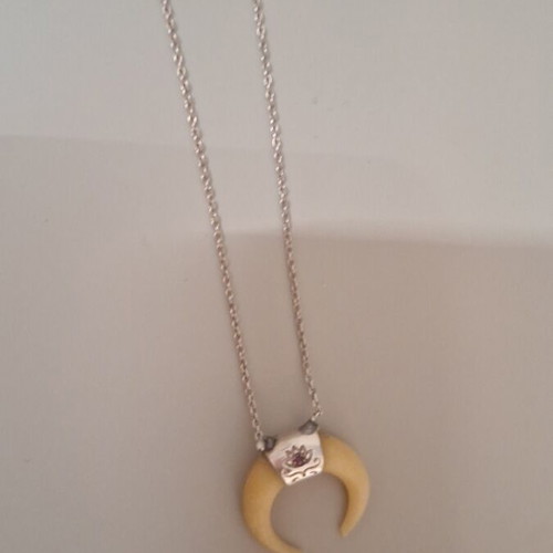 Gold-plated silver necklace used with purple zircon stone