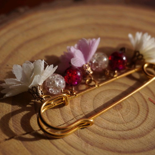 Handmade brooch with dangles in pink and white shades new