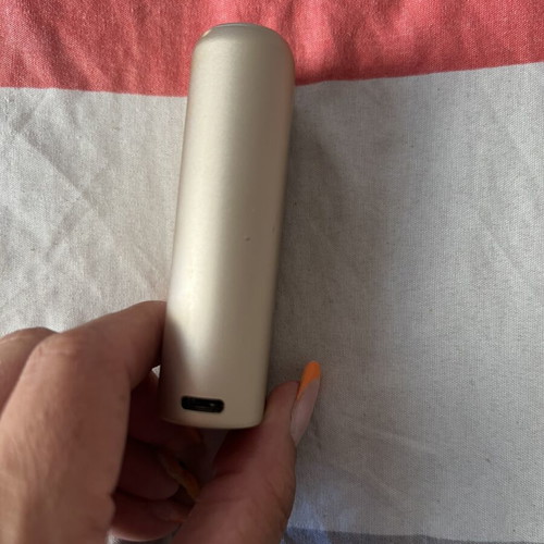 Glo electronic device like new