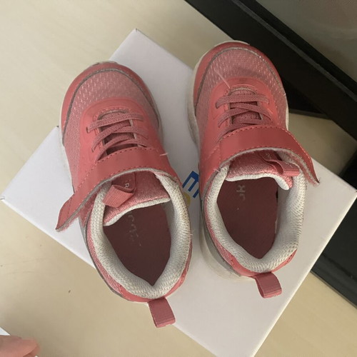 Reebok Athletic Shoes Size 21 Used, Pink