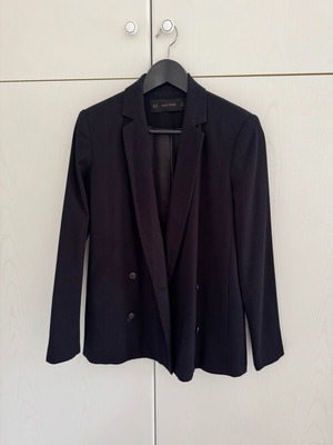 Zara Blazer like new, size XS, black