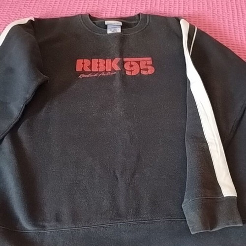 Reebok sweatshirt size small like new, beige