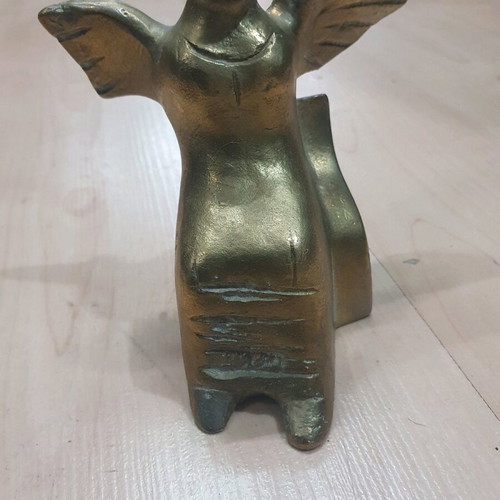 Sculpture by G. Georgiadis used