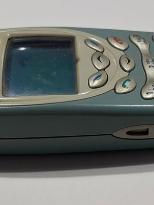 Nokia 3410 used collectible with wear