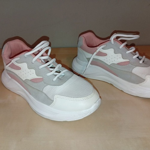 Marquiiz Women's Athletic Sneakers Size 39 Like New White Pink Gray Suede