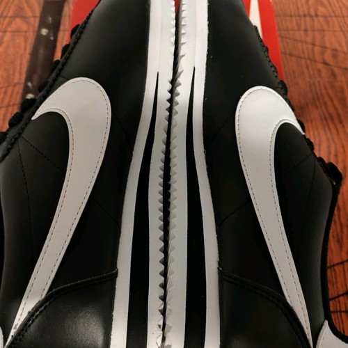 Nike Classic Cortez women's athletic shoes size 38.5