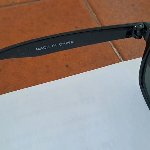 Black sunglasses like new in excellent condition