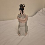 Chinese porcelain figure 1970, like new, size 24x14 cm