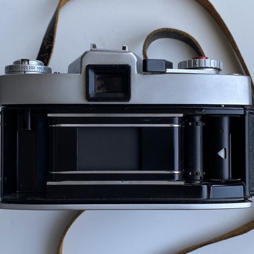 Leica Leicaflex camera with Summicron 50mm f2 lens used