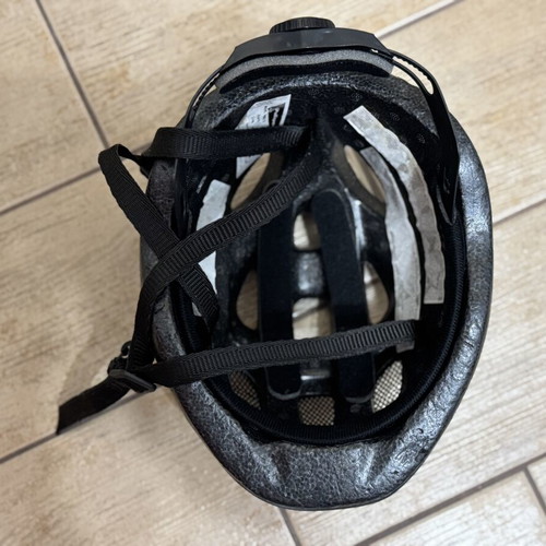 Children's bicycle and scooter helmet like new, ventilated, ages 5-9