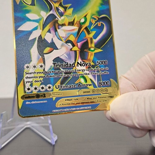 Metallic gold-plated Pokemon Arceus VMAX -  12,00 - Vendora.cy