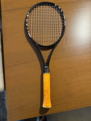 Mantis 295 Pro tennis racket used, surface 98, weight 295g