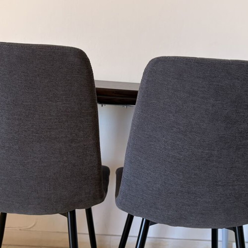 Dining table with chairs like new, extendable