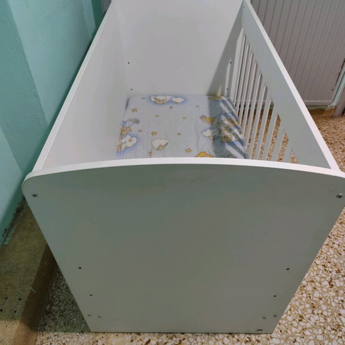 Baby cot white like new with mattress and pillow