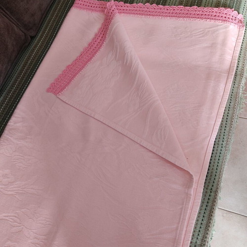 Vintage piqué blanket with lace, like new, 201x182 cm