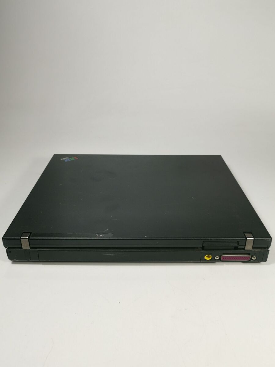 IBM ThinkPad R50e Type 1834 laptop used,… - € 40,00 - Vendora.cy