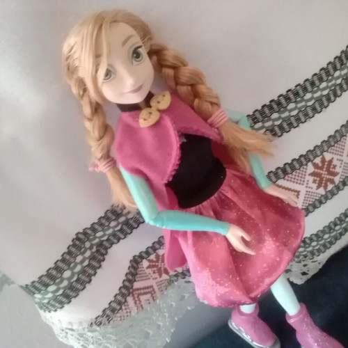 Frozen Anna doll 2013 Mattel like new