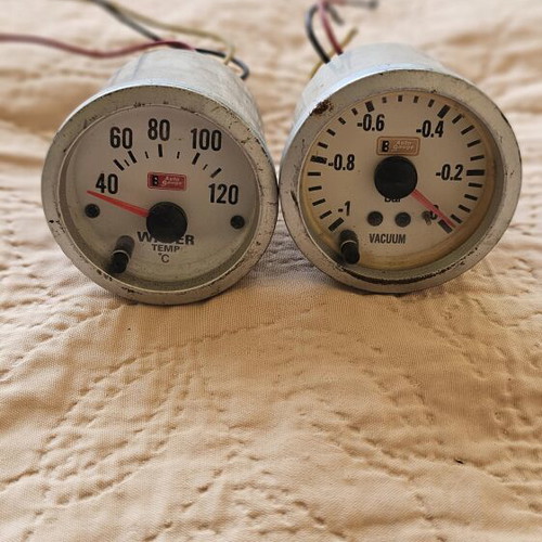 Water temperature and vacuum gauges used, set of 2