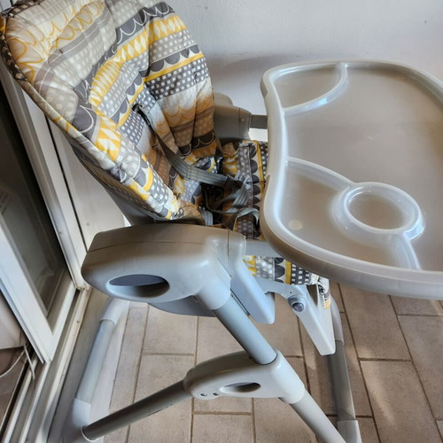 Joie Mimzy High Chair used