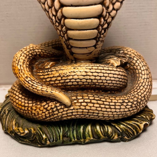 Ceramic cobra like new decorative item