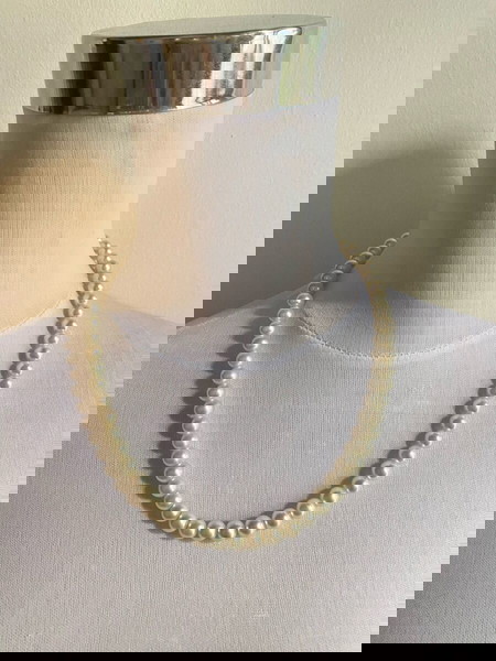 Vintage cream faux pearl necklace handmade