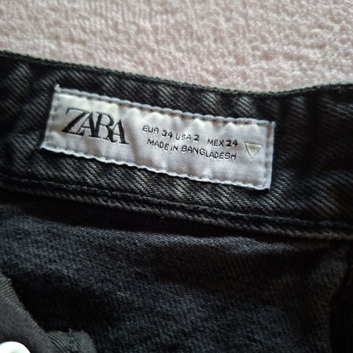 Zara black jeans like new, worn three times, size XS