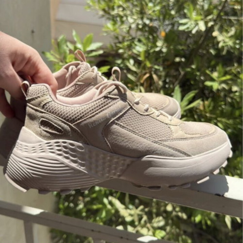 Renato Garini Chunky Sneakers size 39 like new, beige nude