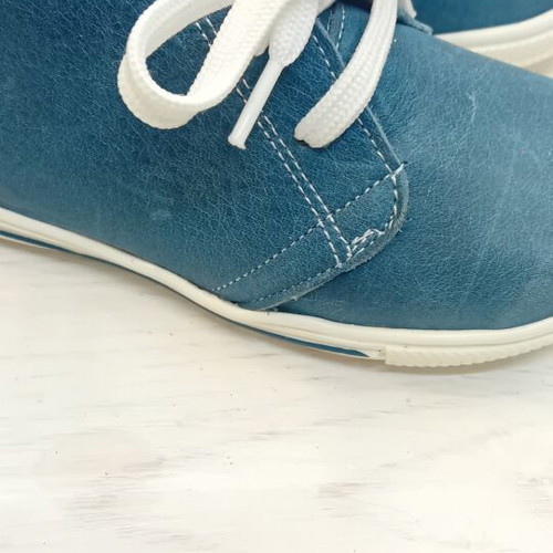 Children's leather boots like new, blue size 24