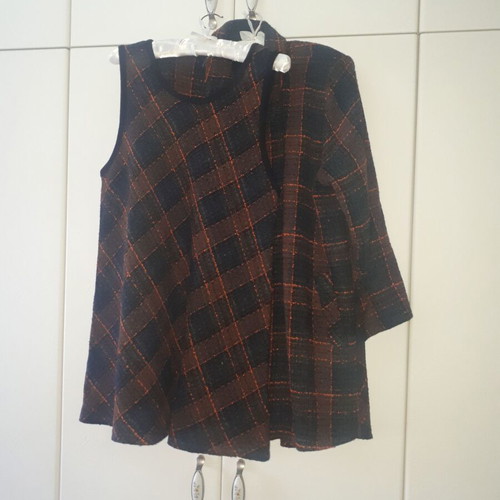 Badila coat with checked dress size medium like new, multicolor