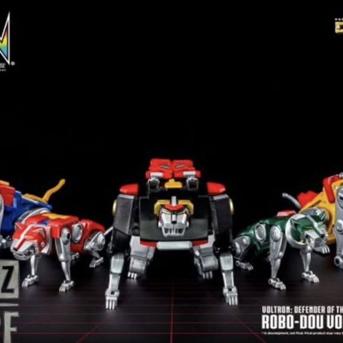 Threezero ROBO-DOU Voltron (Golion) figure like new, complete with accessories