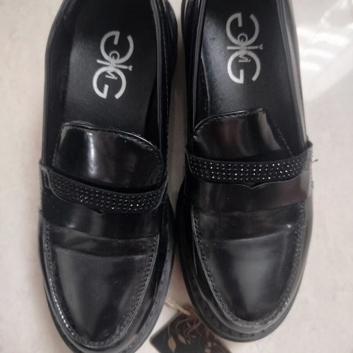 Loafers leather like new, size 36, black, About you