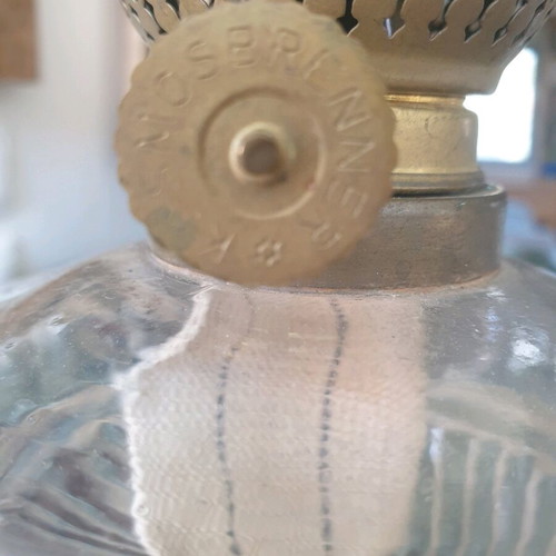 Vintage lamp like new, antimony base, fully functional