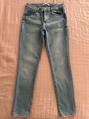 Zara jeans with embroidery like new, size S