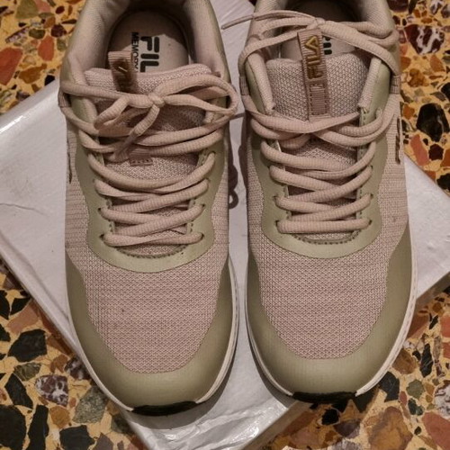 Fila Unisex Shoes 41 Like New, Beige Green Athletic
