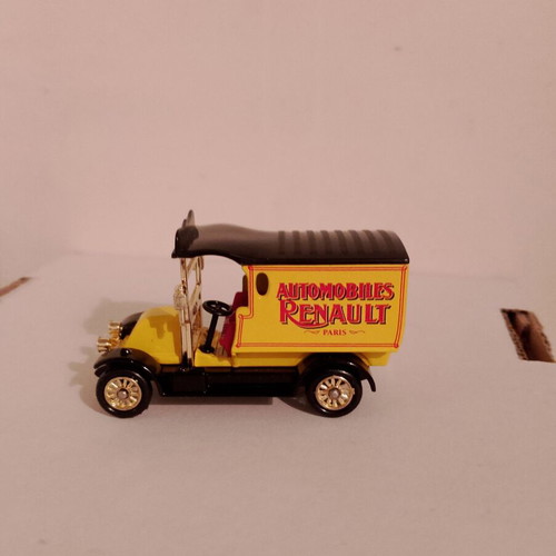 LLEDO DG85 Renault Automobiles toy car like new