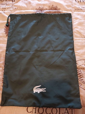Τσαντάκι Lacoste καινούργιο μεγάλο 50 x 38
