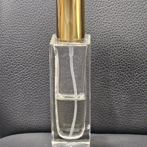 Peach perfume used, inspired by branded scents