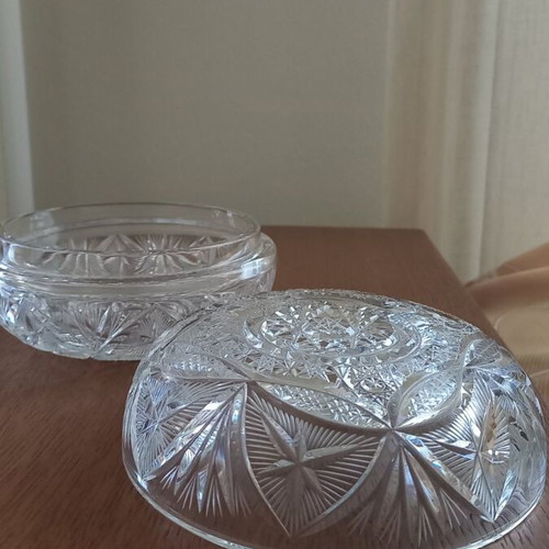 Crystal bonbonniere like new