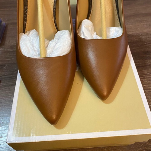 Michael Kors leather pumps size 39 like new, brown