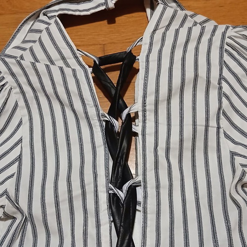 Hot Fashion striped bodysuit shirt with silver stripe size Large like new