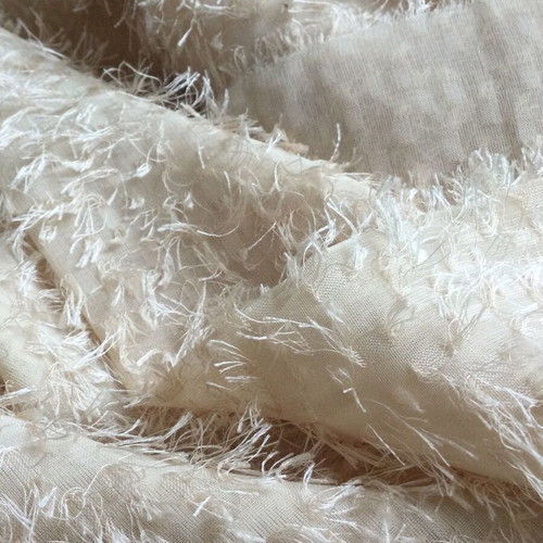 Fabric cream with embossed texture like new, 1.40 x 1.00 m