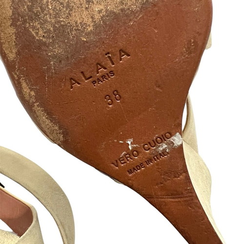 Alaïa beige suede sandals used, size 38