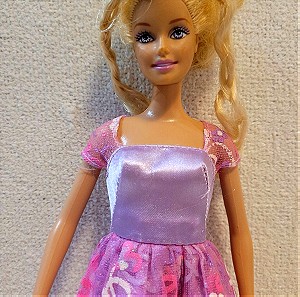 Barbie κούκλα με φόρεμα