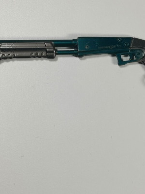 Bossmerg 12 pistol-shaped keychain used