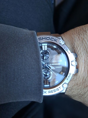 Casio G-Shock GST watch like new, men's, gray
