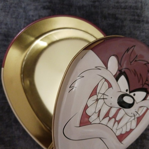 Taz box used, original metal 1998