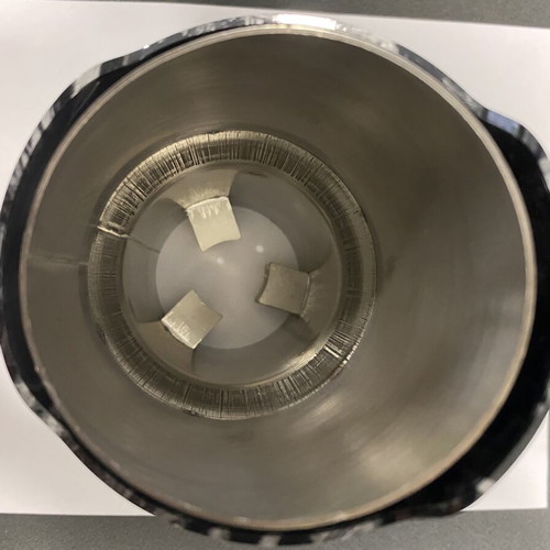 Universal exhaust tip with carbon fiber design
