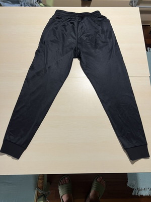 Men's Tracksuit used, size M fits Small