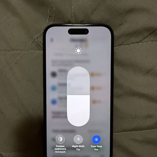 iPhone 15 128GB used, black, Apple iOS, 20+ MP camera